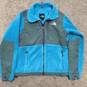 The North Face Women's Blue/Grey Denali Fleece